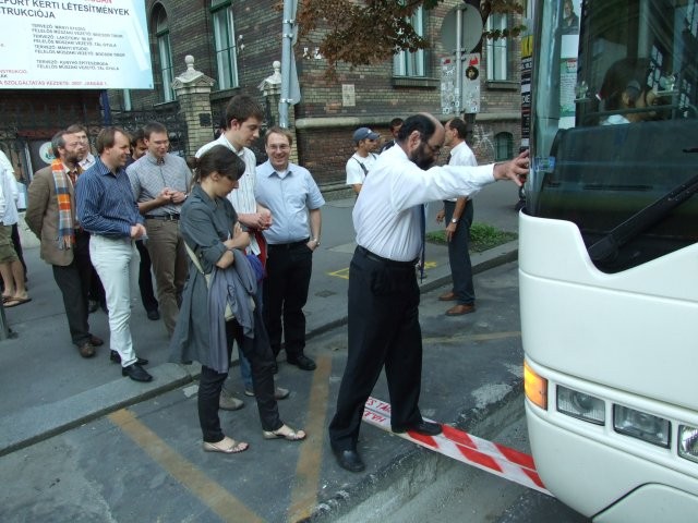 DSCF5102.jpg - Entering the bus